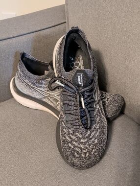 ASICS Gel-kayano 29 Black and Gray Knit Athletic Running Shoes
